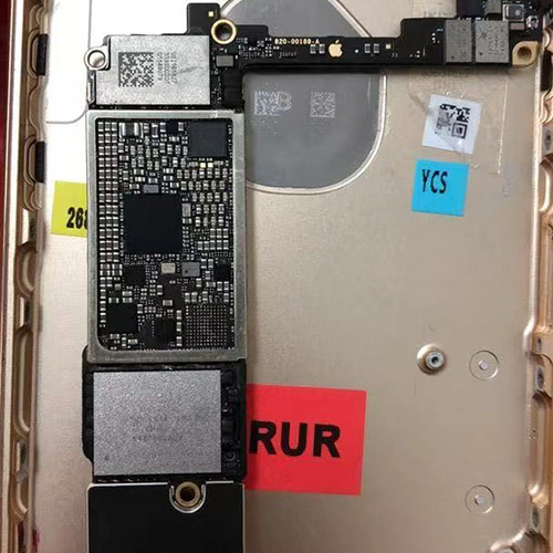 Cén fáth go bhfuil an oiread sin airde ag baint le ceannach an mháthairchlár na laethanta seo?