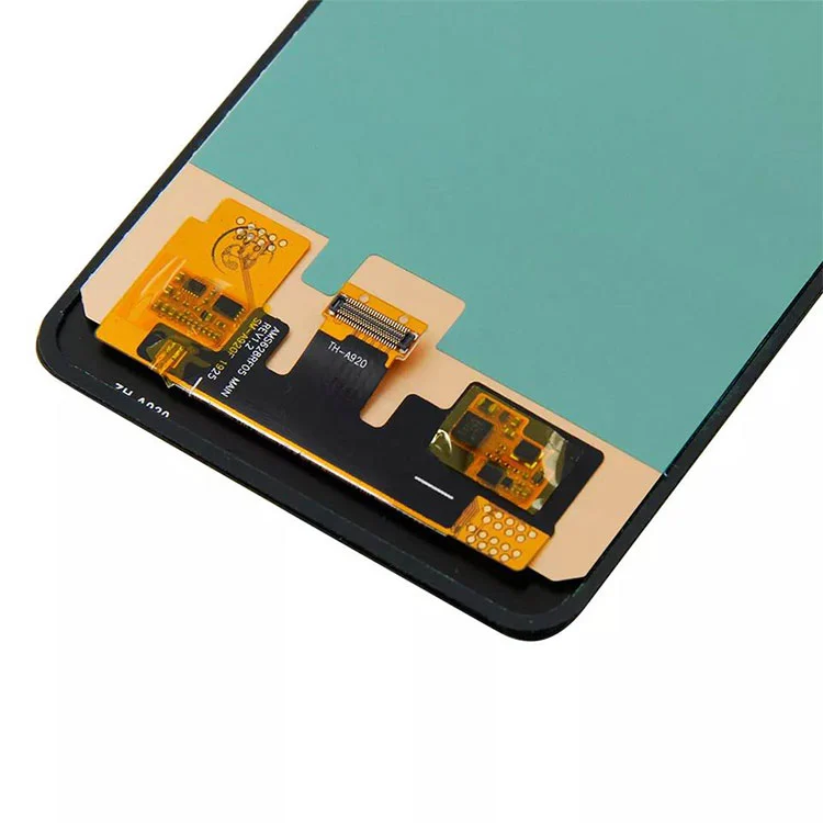 Scáileáin A9 LCD