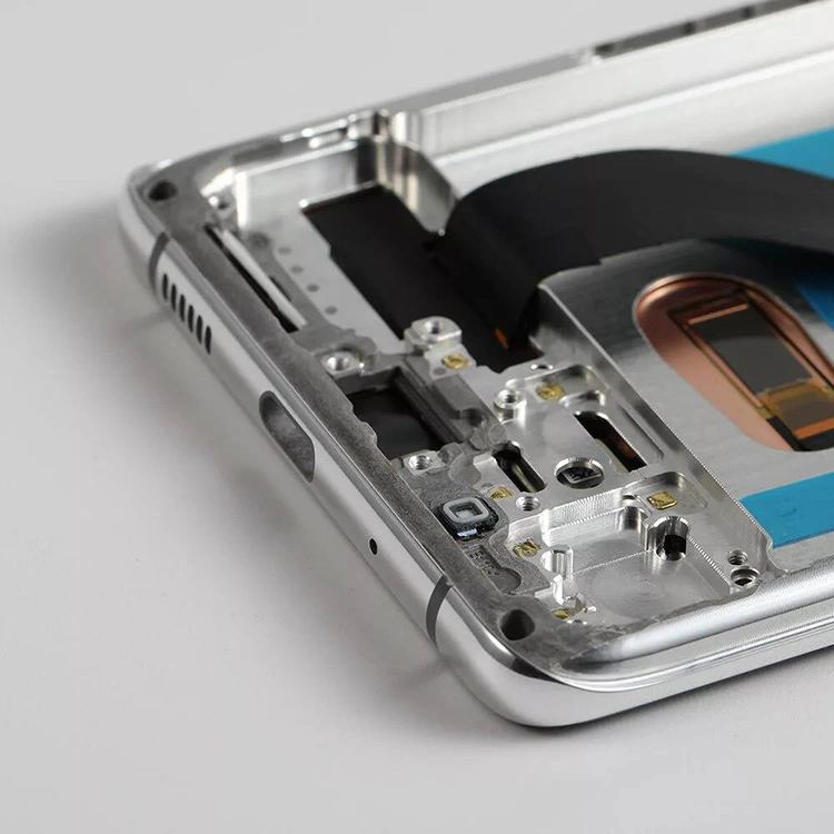 Scáileáin S20 Plus LCD