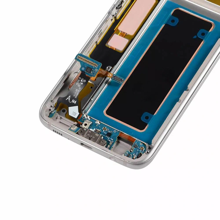 Scáileáin LCD Edge S7