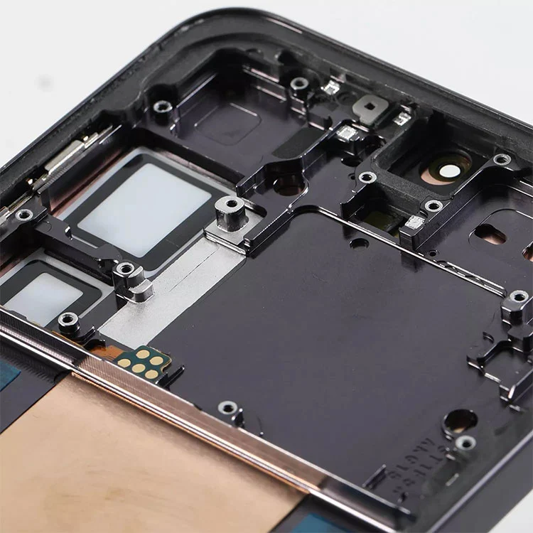 Scáileáin S24 Plus LCD